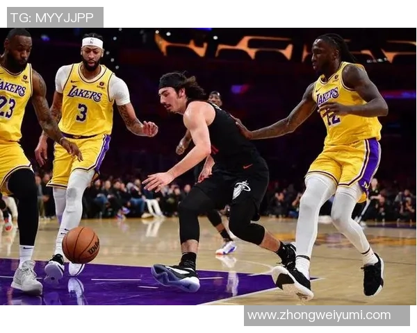 热火队与湖人队激战正酣精彩直播全程回顾与分析